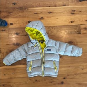 Patagonia Hi-Loft Down Sweater Hoody Coat Jacket Puffer 3T